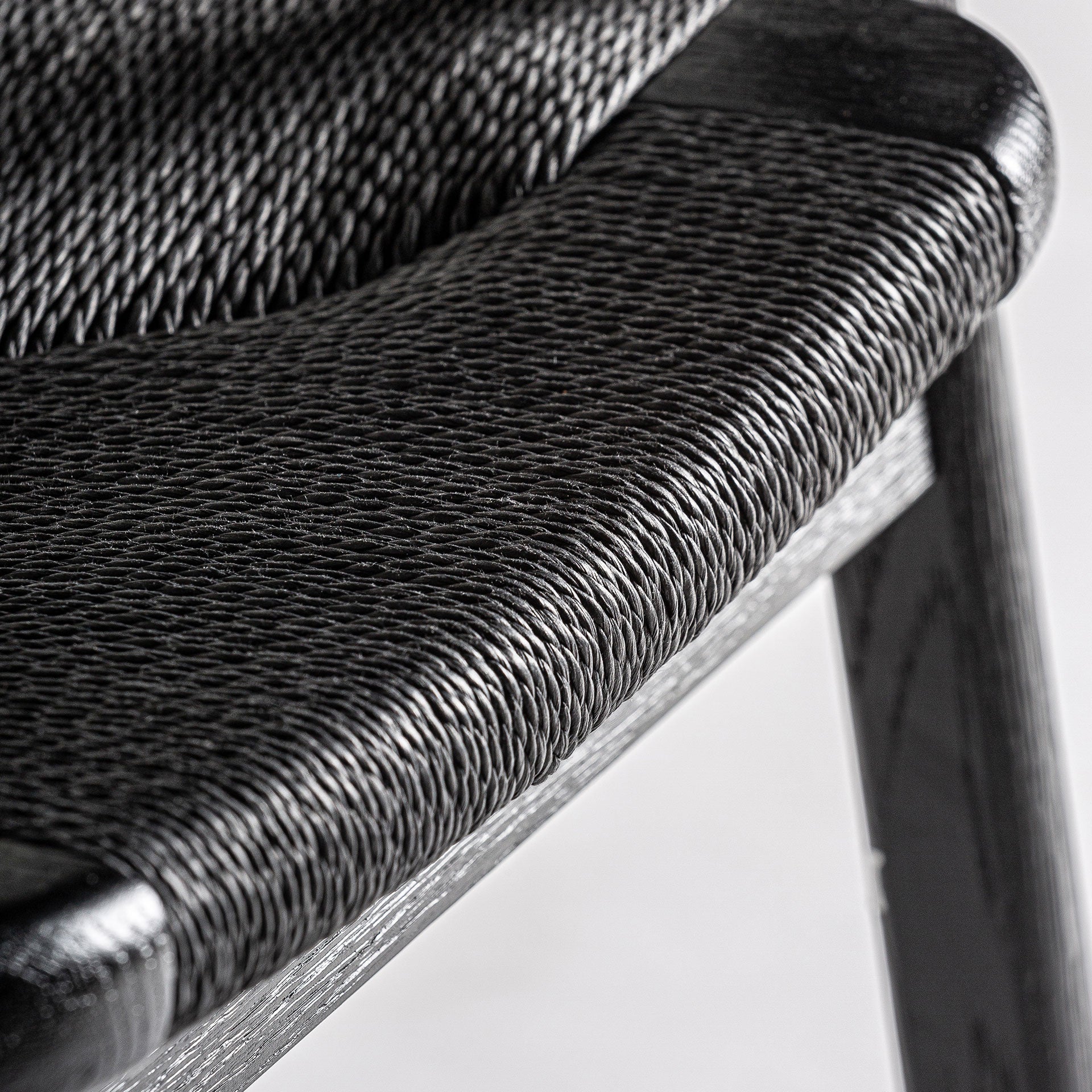 TASQUE CHAIR